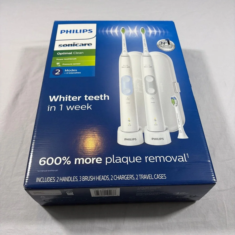 Philips Sonicare Optimal Clean Rechargeable Sonic Toothbrush and‎ Case- One Set